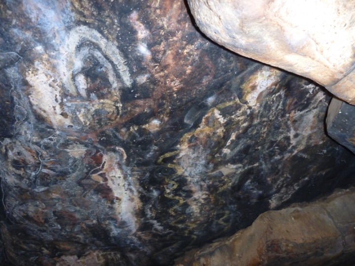 Aboriginal paintings at Onegunyah Rockhole
