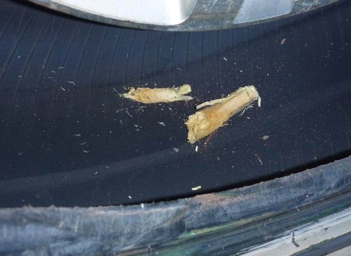 Stake inside the tyre